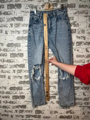 American Eagle | women mom straight distressed denim jeans thumbnail 4