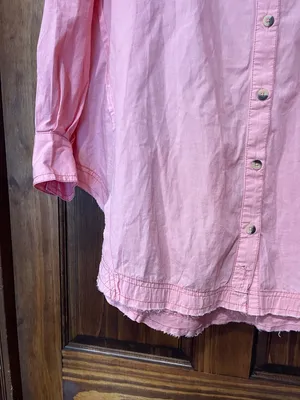 We The Free Happy Hour Shirt Oversized Pink Jean Shirt Jacket L thumbnail 3