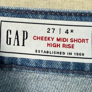 Gap Frayed Denim Shorts NWT thumbnail 7