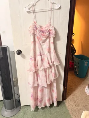 boutique dress thumbnail 3