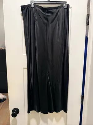 NWOT J. Crew Black New Gwyneth Slip Skirt in Viscose Charmeuse, size L thumbnail 4