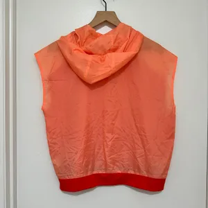Avia | Woman's Sleeveless Orange Red Colorblock Hooded Windbreaker Top,‎ Size S thumbnail 3