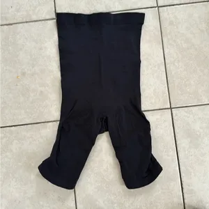 NEW SKIMS SCULPTING SHORT ABOVE THE KNEE ONYX Size‎ XL thumbnail 4
