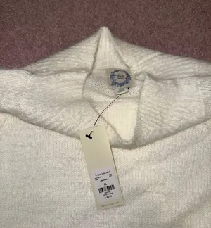 Francesca’s White Sweater Dress thumbnail 2