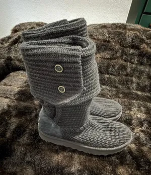 UGG Classic Cardy Button Detailed black Knit Boots 9 winter warm thumbnail 1