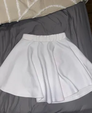 Spirit Halloween white skirt thumbnail 2
