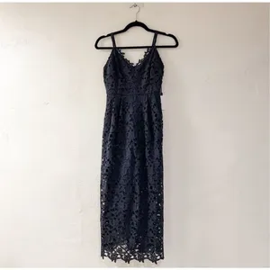 NEW ASTR Lace A-Line Midi Dress in Navy Blue Small thumbnail 2