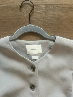 Aritzia Wilfred Vest Top thumbnail 4