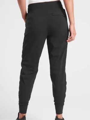 Athleta Women’s Trekkie North Joggers Size 14 Black Nylon Workout Hiking Outdoor thumbnail 2