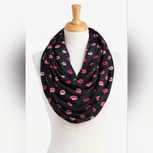 Infinity kisses scarf Black thumbnail 4
