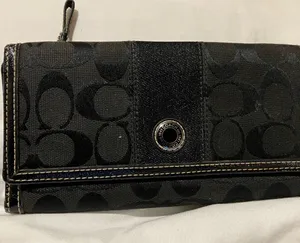 Coach wallet thumbnail 1