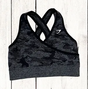 Gymshark Top thumbnail 1