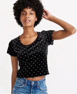 Abercrombie & Fitch Velvet Black and White Polka Dot Blouse Scalloped Trim Sz XS thumbnail 1