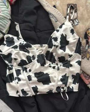 ThirtyOne Boutique Going out cow print top thumbnail 1