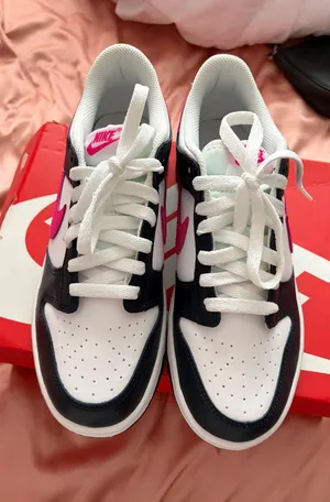Nike Dunk Low Women’s thumbnail 1