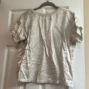 Pj Harlow Satin Crew-Neck Tee Egg Nog thumbnail 2