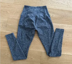 Beyond Yoga - High Waist Leggings in Gray & Black thumbnail 3
