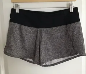 Lululemon Run Speed Up Shorts Women's 6 Gray Black Running Workout Gym‎ Yoga thumbnail 1