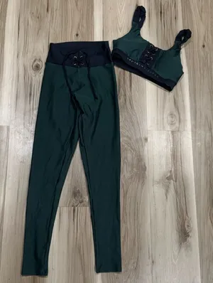 Let’s Gym Fitness Emerald Green Black Lace Up Leggings Sports Bra Women’s Small thumbnail 1