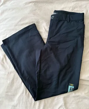 Black Lee Trousers Regular Fit Mid-Rise thumbnail 1