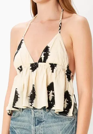 Top Urban Outfitters thumbnail 3