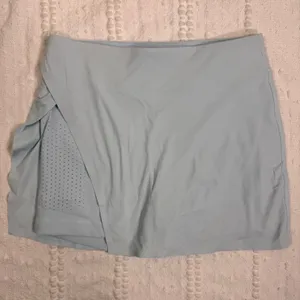 Lululemon Super-High-Rise Side-Slit Tennis Skirt Powder Blue W8AFKS Size 12 thumbnail 3