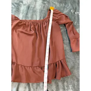 Peppermint Brown Off Shoulder Blouse Top Size Small Ruffle Sleeve‎ Flowy Light thumbnail 8