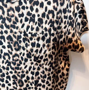Victoria’s Secret Pajama Set thumbnail 6