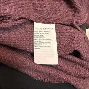 American Eagle Purple Cowl Neck Waffle Knit Cropped Long Sleeve Top Sz Medium M‎ thumbnail 5
