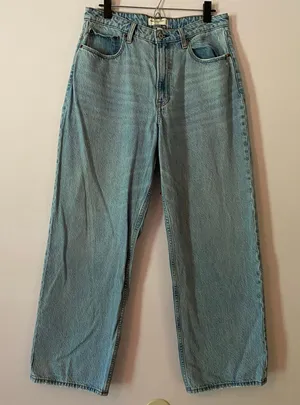 Abercrombie & Fitch The Loose High Rise Jeans Curve Love Light Wide Leg size 12 thumbnail 1