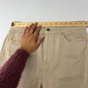 H&M Loose Mom Jeans Womens 12 Beige‎ Denim Cotton Logo Slim Fit High Waist New thumbnail 11