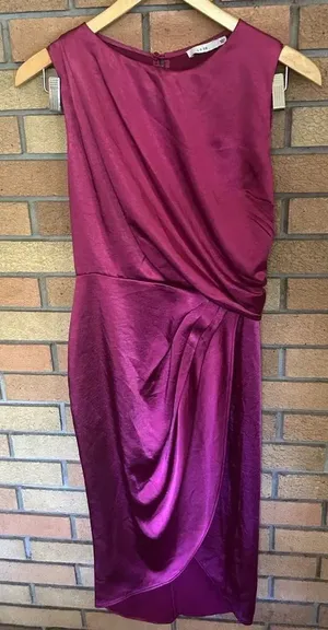 Lush NWOT Pink Sleeveless Pleated Midi Dress Size 8 Formal thumbnail 1