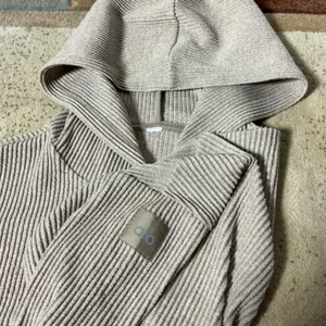 Alo Yoga Muse Ribbed Cropped Hoodie Beige Tan Pullover Sweatshirt Womens‎ thumbnail 4