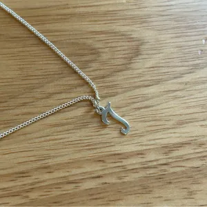 Silver “t” Initial Necklace‎ Rhinestone Mickey Mouse Head Charm 18” Chain Disney thumbnail 2