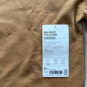 NWT! Athleta Crewneck Sweatshirt in Tuscan Gold thumbnail 8