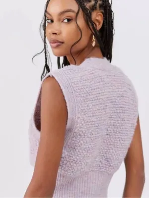 Urban Outfitters Lavender Purple V-Neck Button Crop Sweater Vest Size M thumbnail 2