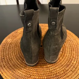 UGG Wedge boot size 11‎ women's waterproof thumbnail 4