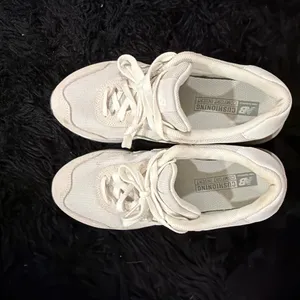 New Balance Sneakers thumbnail 2