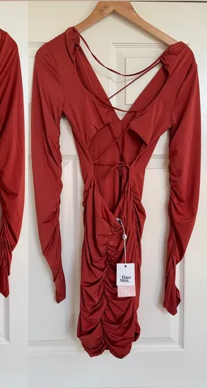 Tiger Mist NWT Rust Orange / Brown Mini Dress Ruched Open Back L thumbnail 1