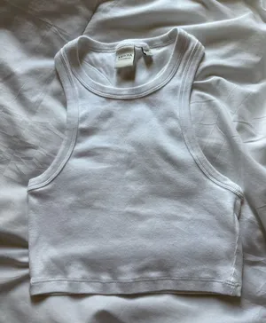 Aritzia Tank Top thumbnail 1