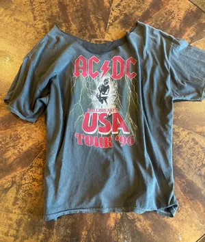 Tee Urban Outfitters AC/DC thumbnail 1