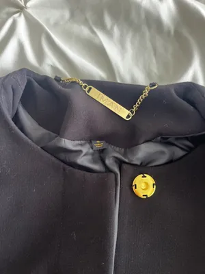 Coat  thumbnail 2