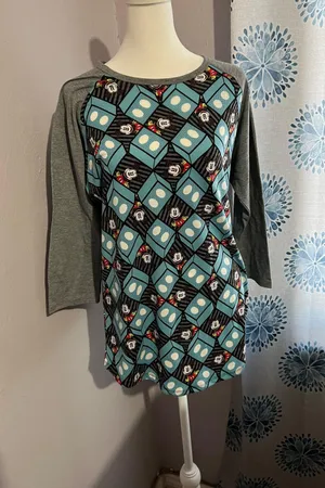 LuLaRoe Mickey Mouse half sleeve T-shirt thumbnail 1