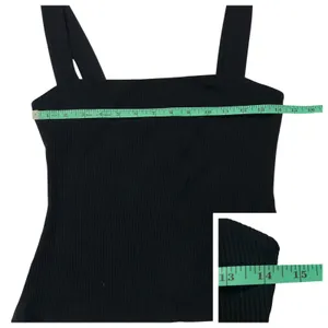 Reformation Julia Ribbed Sweater Tank - Black - Medium thumbnail 3