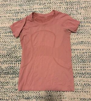 Lululemon Swiftly Tech Short Sleeve Full Length Size 4 thumbnail 1