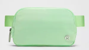 Lululemon Belt Bag Everywhere green thumbnail 1