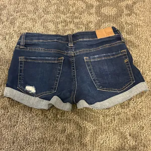 Aeropostale Shorts thumbnail 2