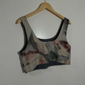Fabletics Harlow Reversible Medium Impact‎ Sports Bra Medium Activewear Gym Yoga thumbnail 9