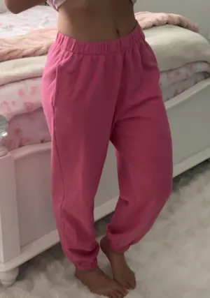 Hollister Pink Sweatpants thumbnail 3