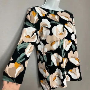 Ann Taylor Floral Top 3/4 Sleeves Boat Neck Size XS Rayon Stretch Jersey Graphic thumbnail 10